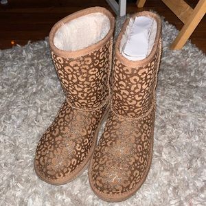 Leopard print big girl Ugg boots